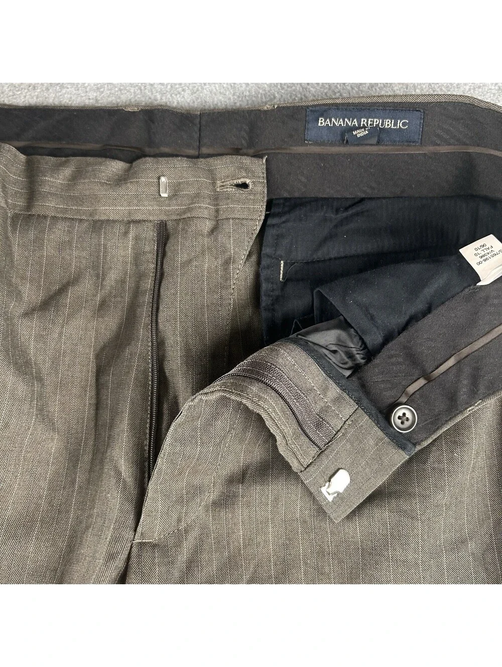 Banana Republic Pants Size 34x34 Men's Modern Fit Cotton  Brown Chinos Pleated